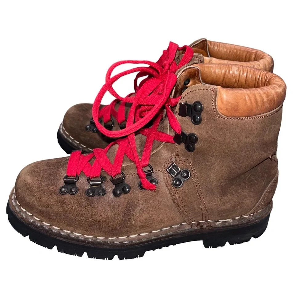 Vintage 70’s Men’s Woodstock Brown Suede Hiking Boots